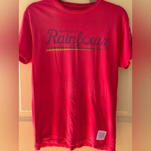 Charleston Rainbows Red T-Shirt Retro Fit Sz Small